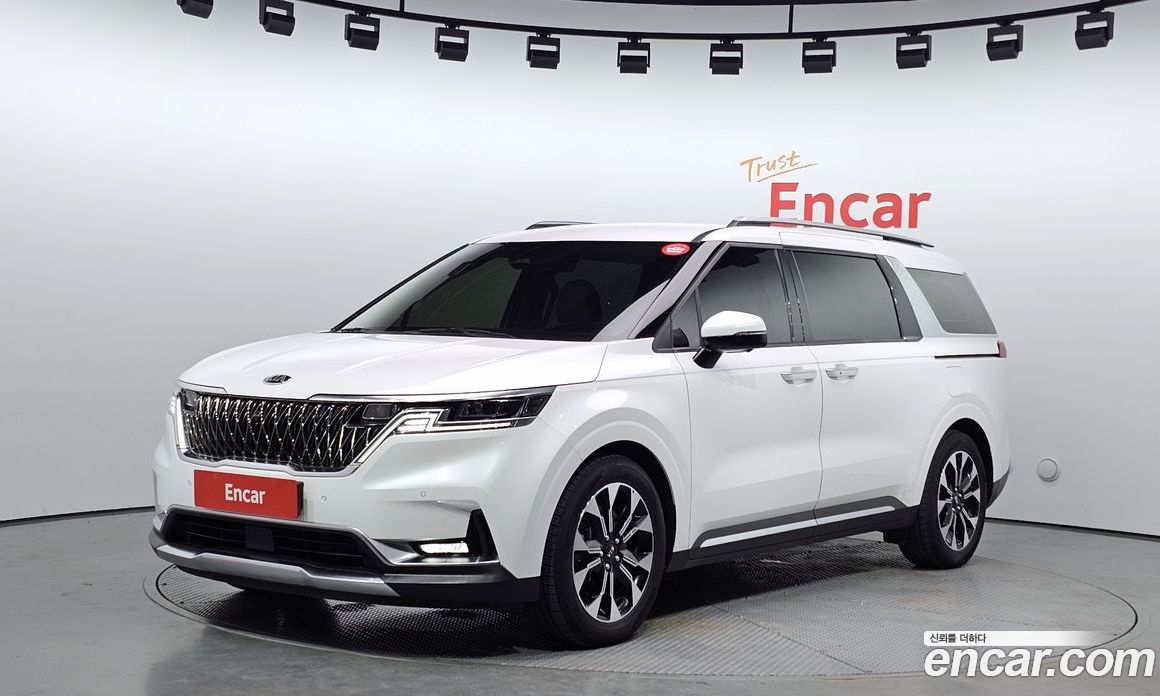 Kia Carnival 7-Seater Signature