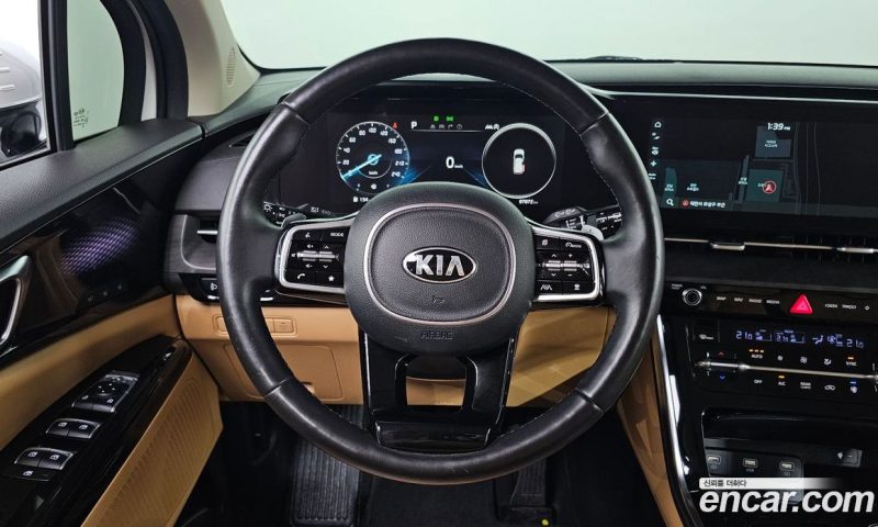 Kia Carnival 7-Seater Signature