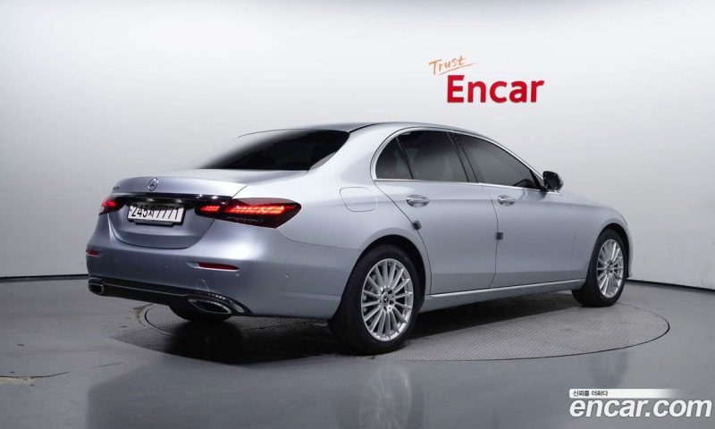 Mercedes Benz E-Class E250 Exclusive
