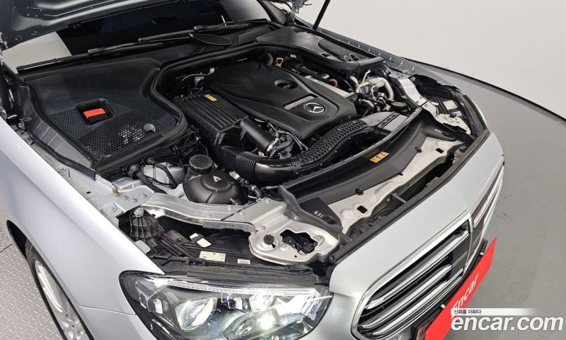 Mercedes Benz E-Class E250 Exclusive