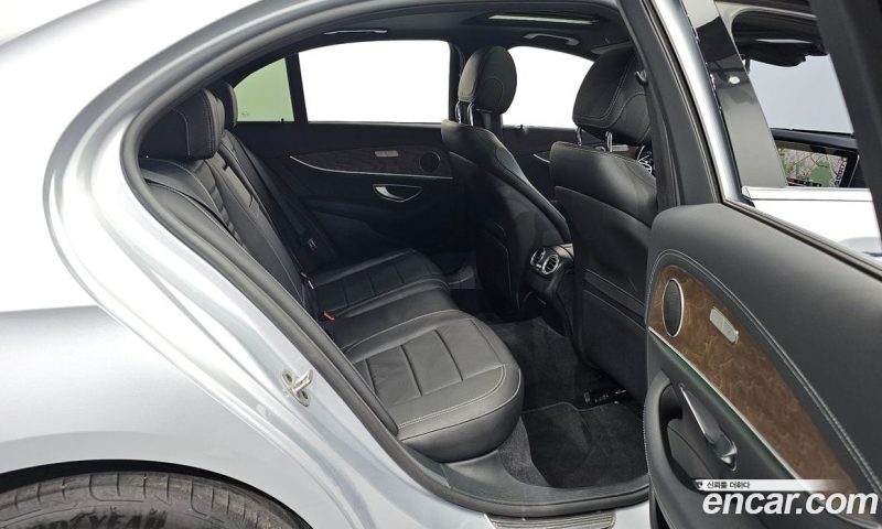 Mercedes Benz E-Class E250 Exclusive