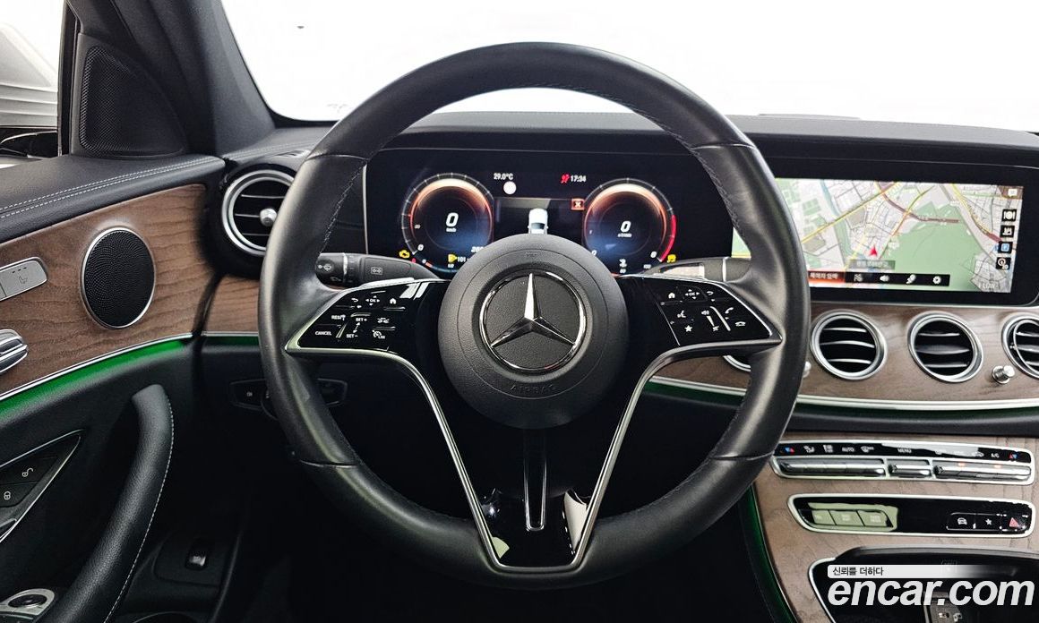 Mercedes Benz E-Class E250 Exclusive