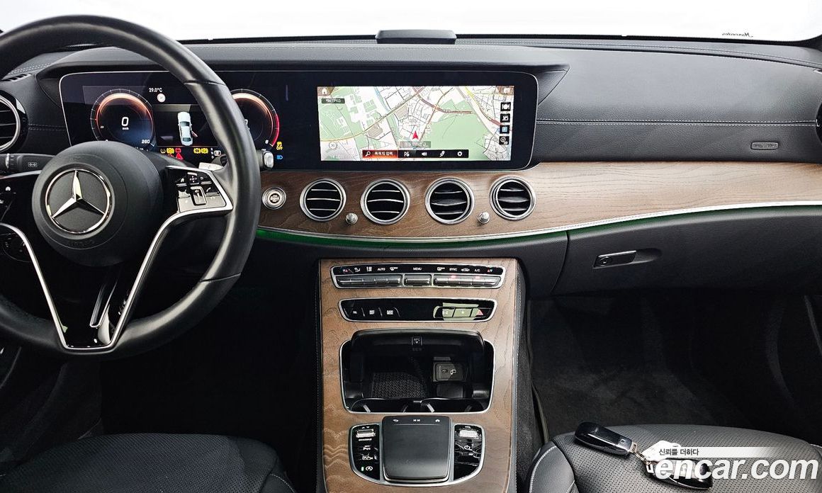 Mercedes Benz E-Class E250 Exclusive