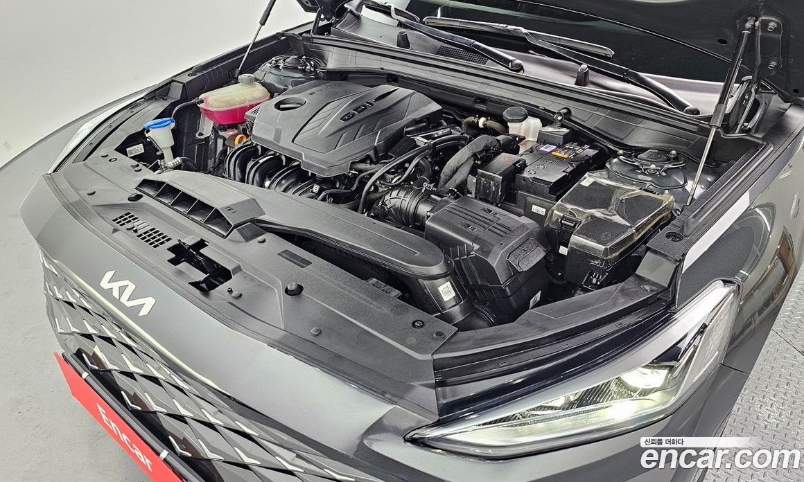 Kia K8 2.5 Gasoline 2WD