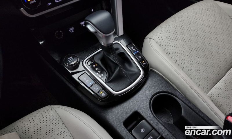 Kia Seltos Gasoline 1.6 Turbo 2WD