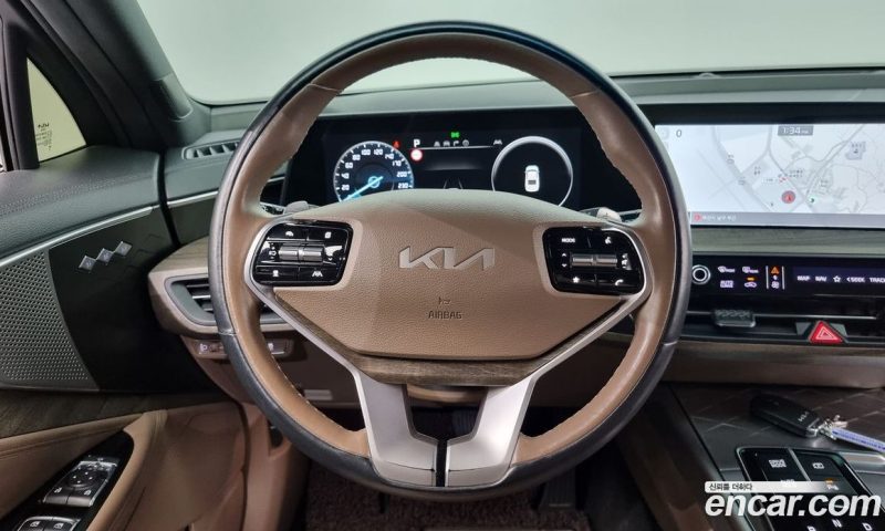 Kia K8 2.5 Gasoline 2WD