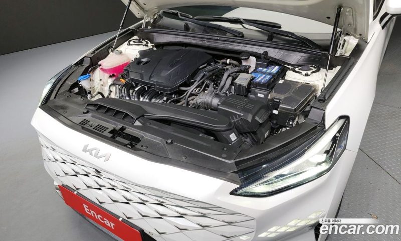 Kia K8 2.5 Gasoline 2WD