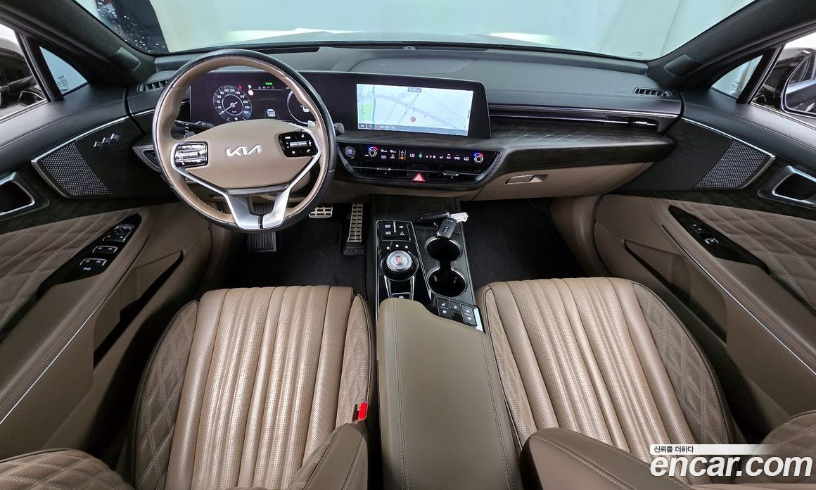 Kia K8 2.5 Gasoline 2WD