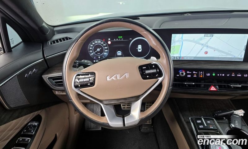 Kia K8 2.5 Gasoline 2WD