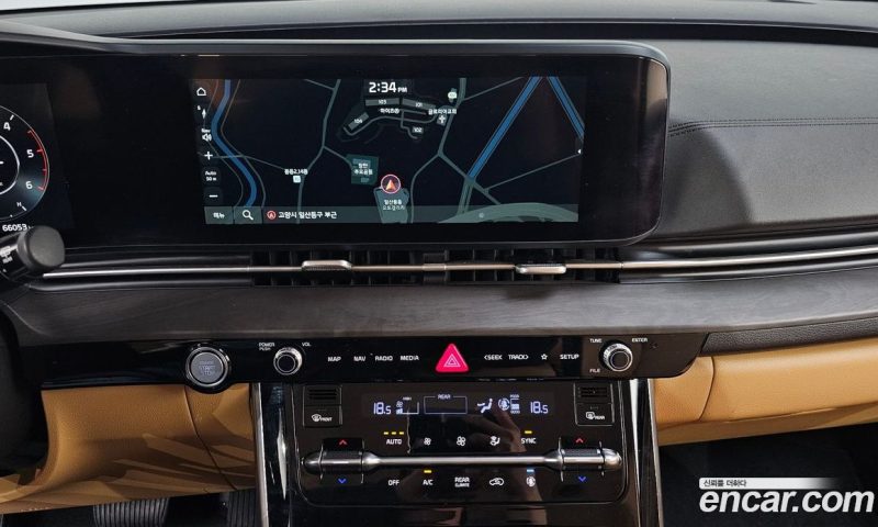 Kia Carnival 9-Seater Signature