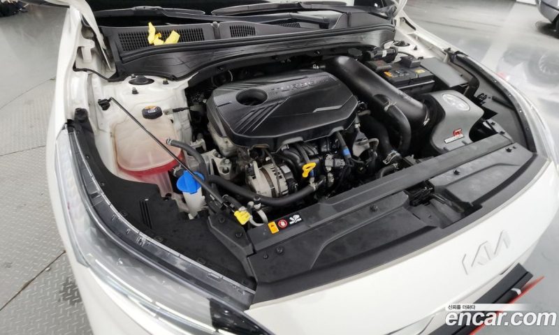 Kia K3 1.6 Turbo GT 5Door