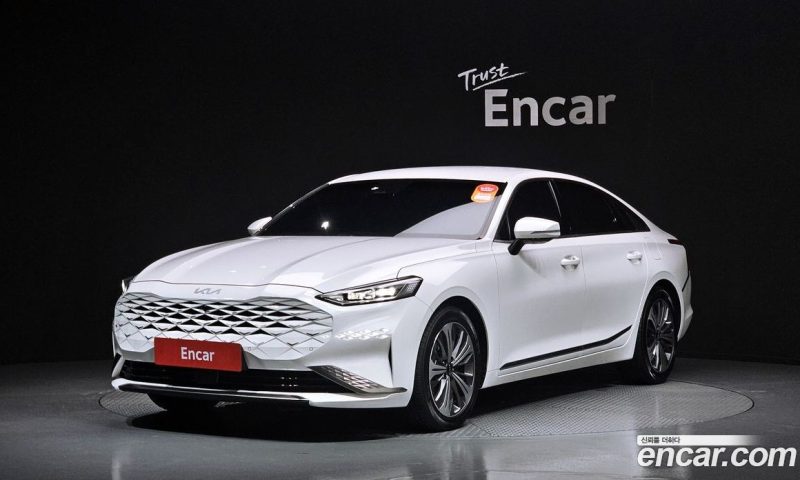 Kia K8 2.5 Gasoline 2WD