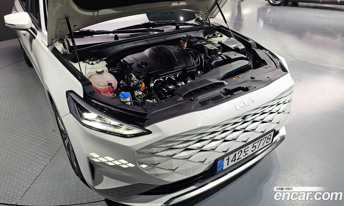 Kia K8 2.5 Gasoline 2WD