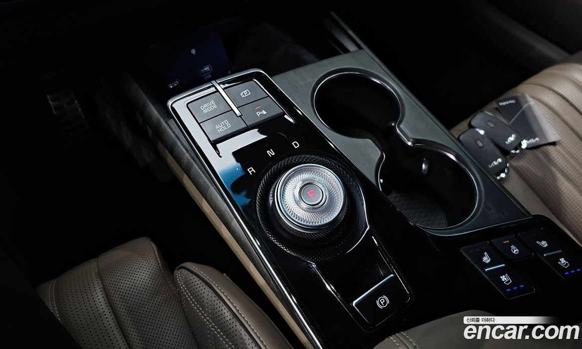 Kia K8 2.5 Gasoline 2WD