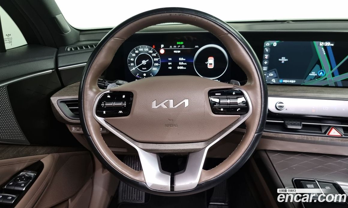 Kia K8 2.5 Gasoline 2WD