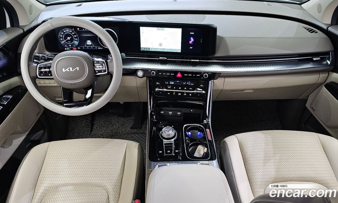 Kia Carnival 9-Seater Hi-Limousine