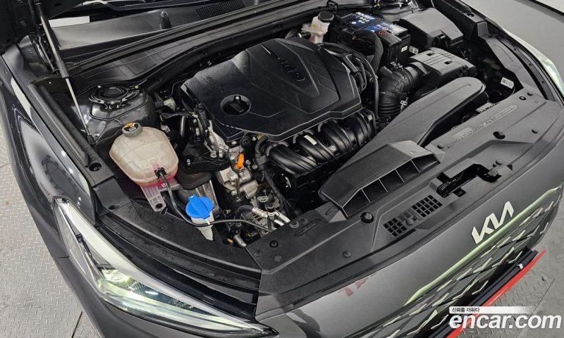 Kia K8 2.5 Gasoline 2WD