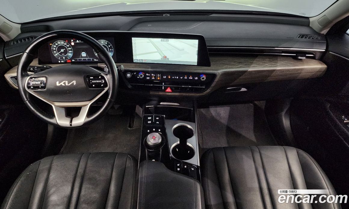 Kia K8 2.5 Gasoline 2WD