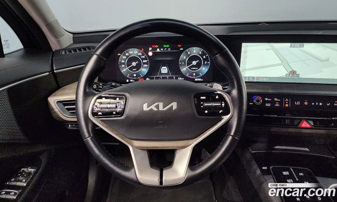 Kia K8 2.5 Gasoline 2WD