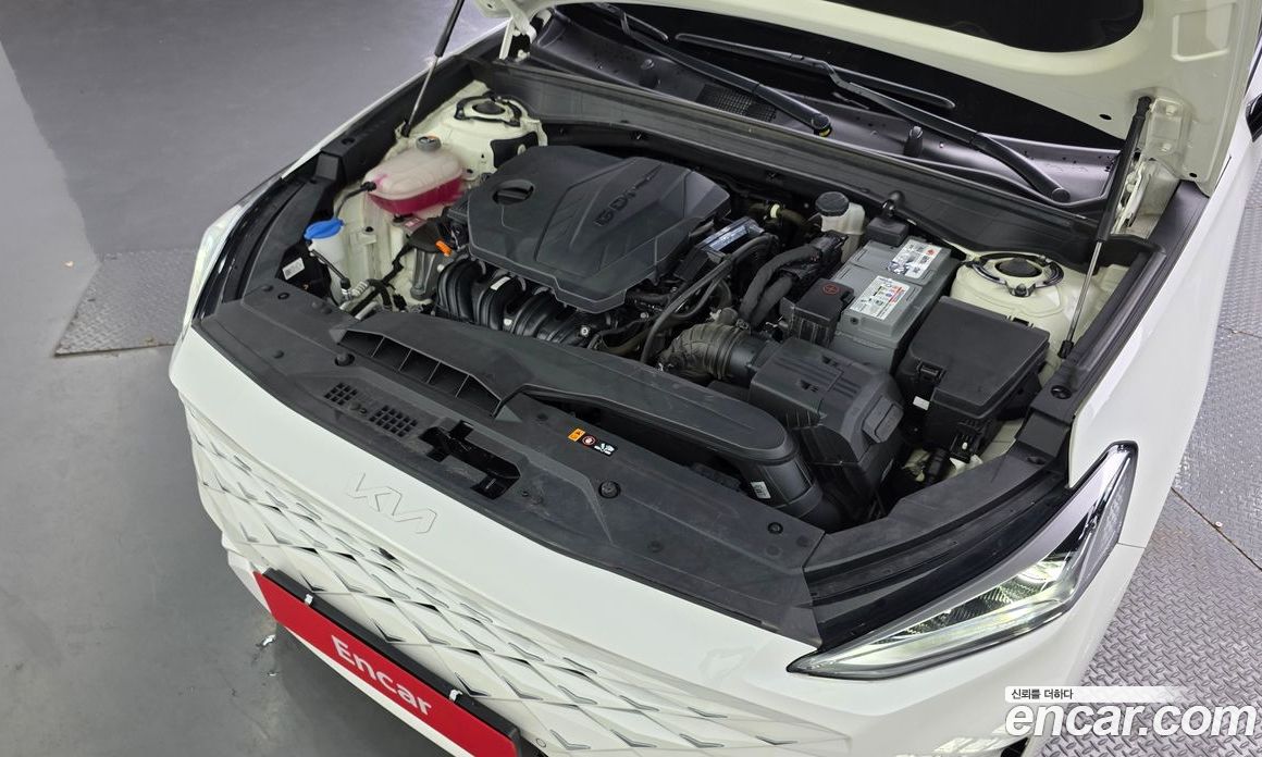 Kia K8 2.5 Gasoline 2WD