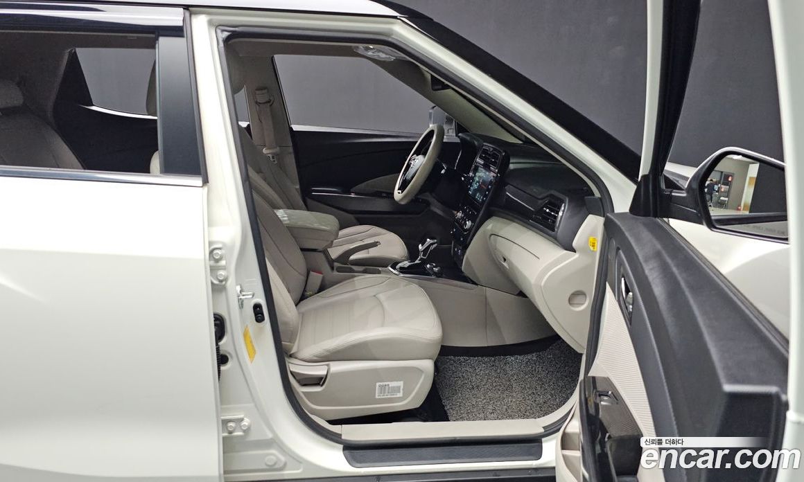 SsangYong Tivoli Gasoline 1.5 2WD