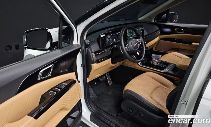 Kia Carnival 7-Seater Signature