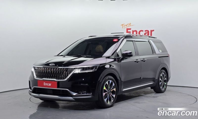 Kia Carnival 9-Seater Signature