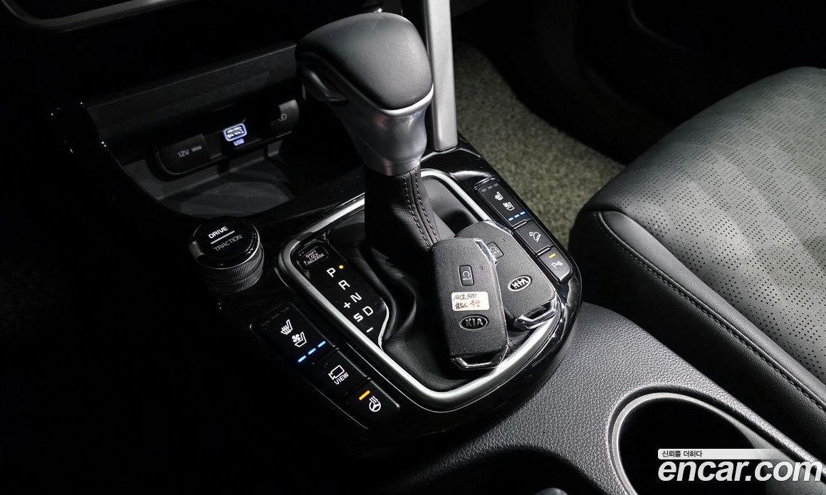 Kia Seltos Gasoline 1.6 Turbo 2WD