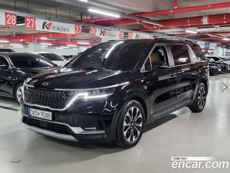Kia Carnival 9-Seater Prestige