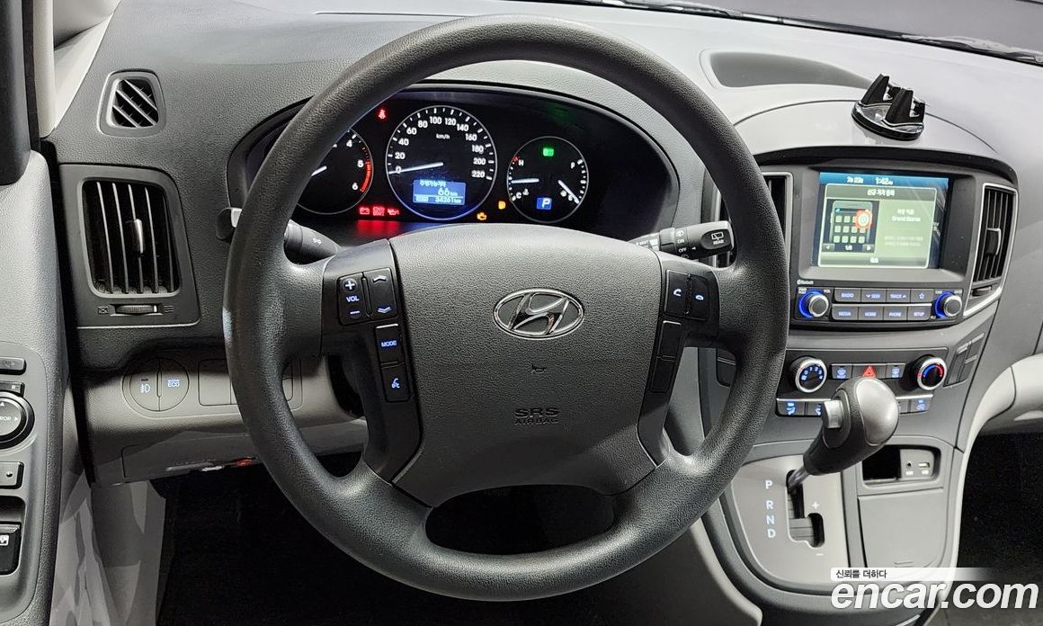 Hyundai Starex Van 3-Seater