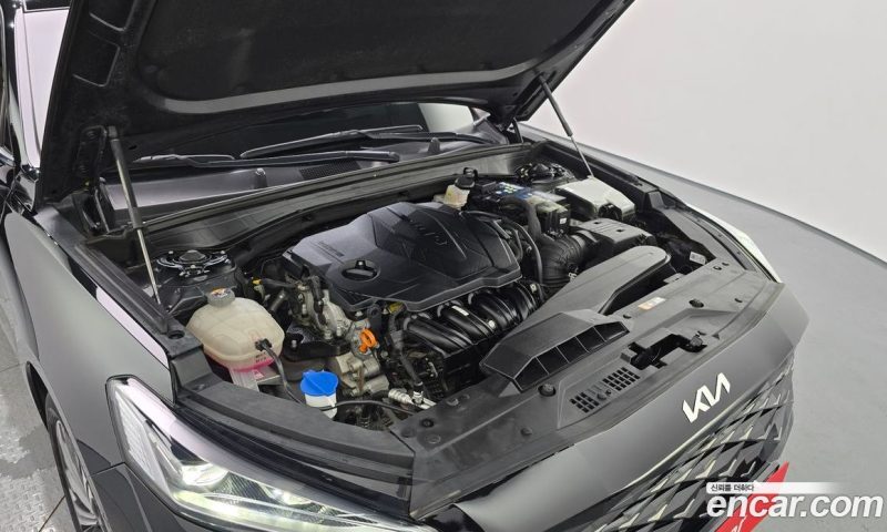 Kia K8 2.5 Gasoline 2WD