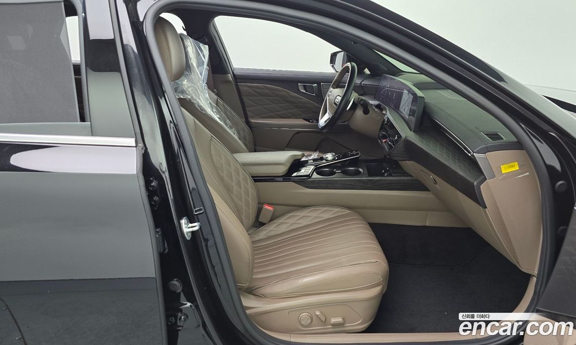 Kia K8 2.5 Gasoline 2WD