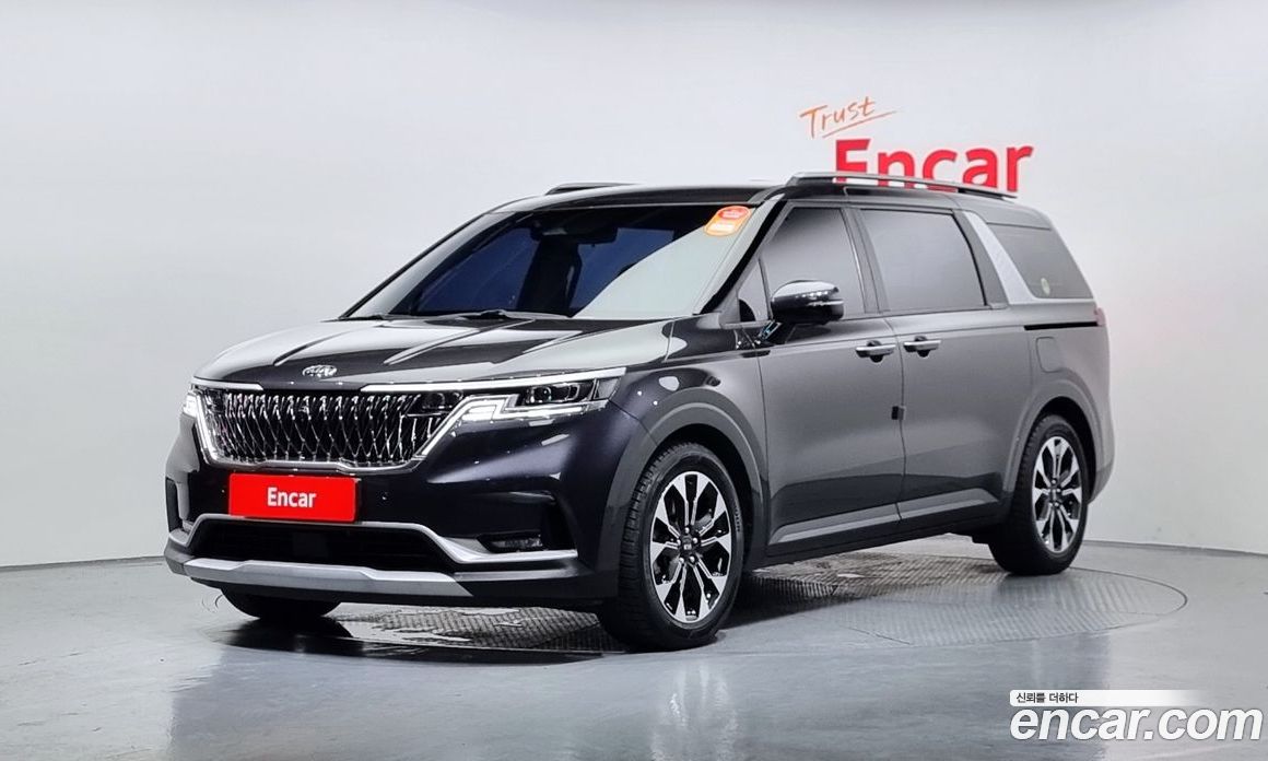 Kia Carnival 9-Seater Prestige
