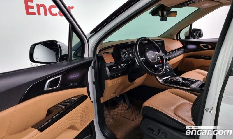 Kia Carnival 9-Seater Signature