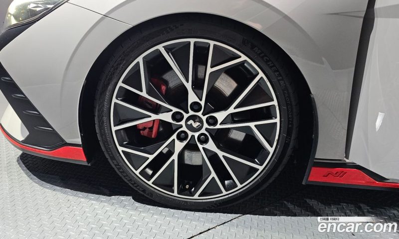 Hyundai Avante 2.0 N