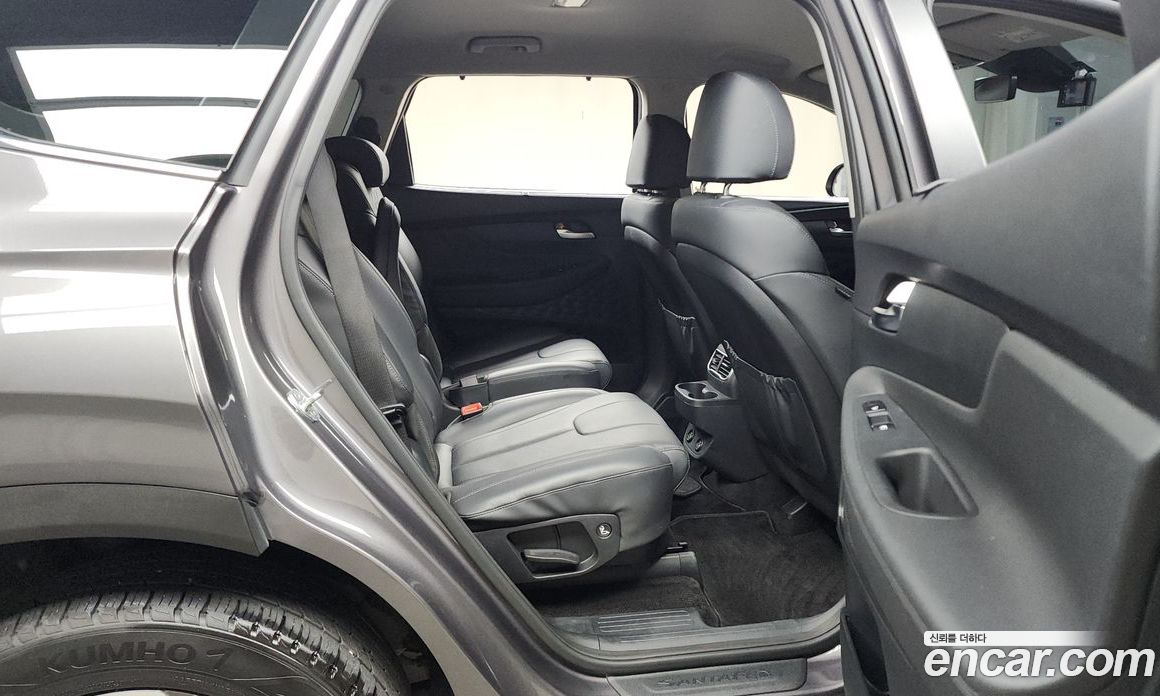 Hyundai Santa Fe Gasoline 2.5T 2WD