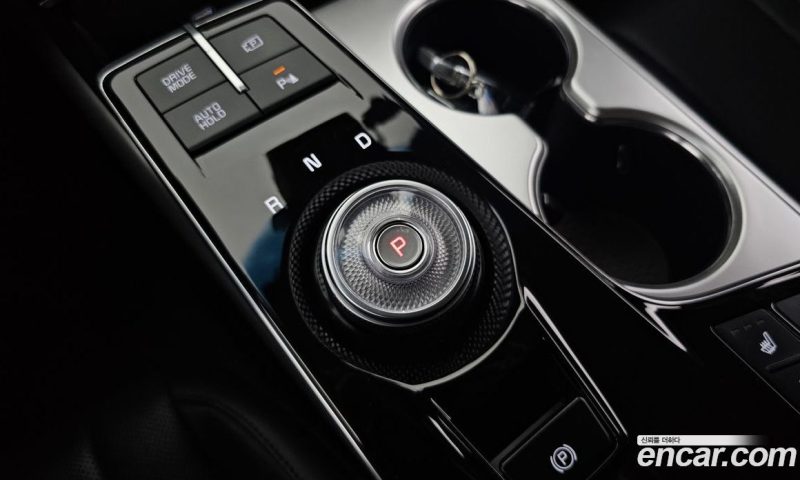 Kia K8 2.5 Gasoline 2WD