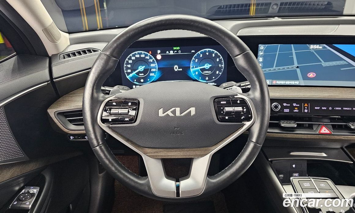 Kia K8 2.5 Gasoline 2WD