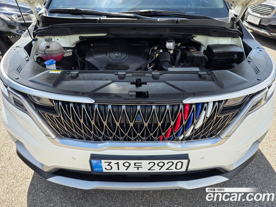 Kia Carnival 9-Seater Prestige