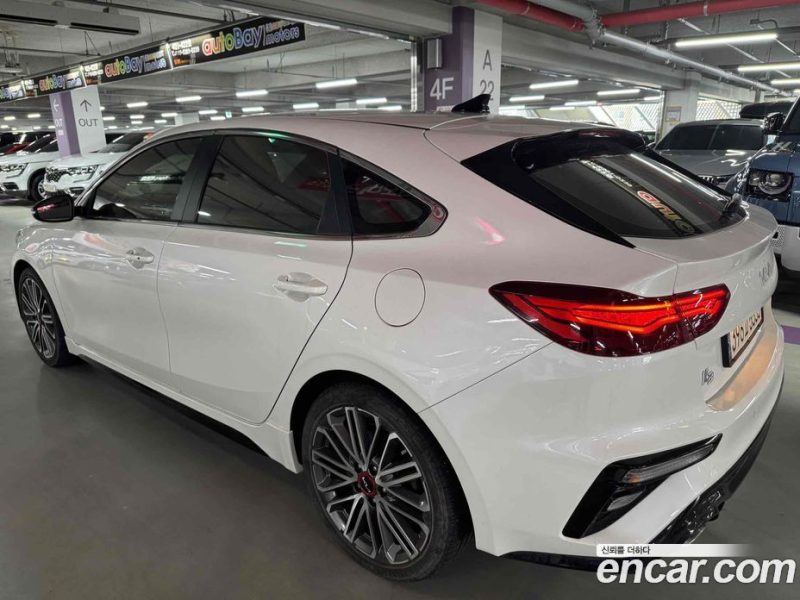 Kia K3 1.6 Turbo GT 5Door