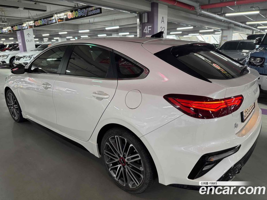 Kia K3 1.6 Turbo GT 5Door