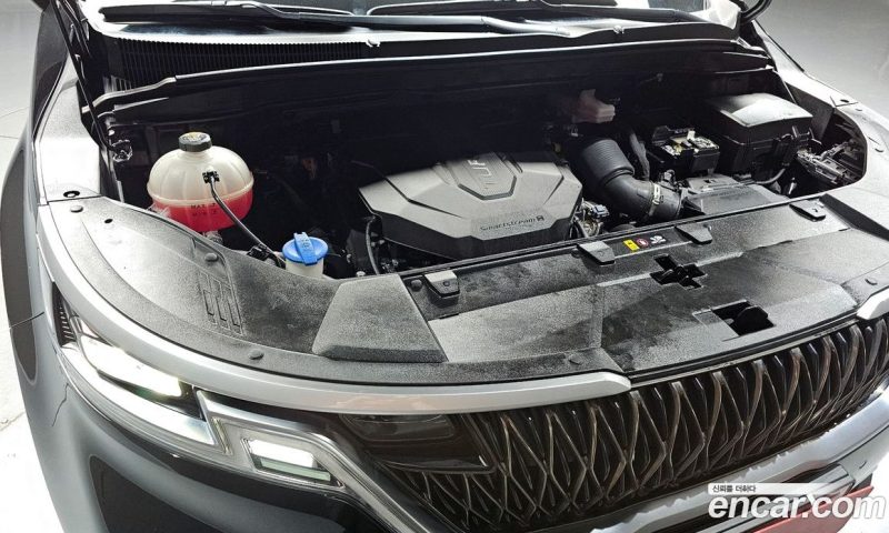 Kia Carnival 9-Seater Prestige