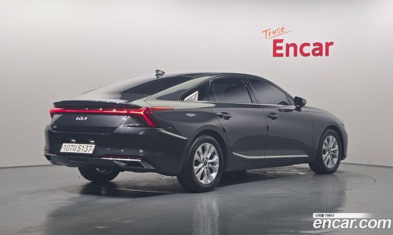 Kia K8 2.5 Gasoline 2WD