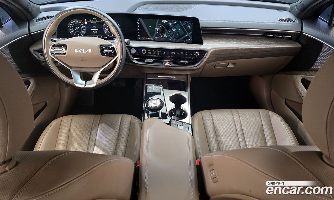 Kia K8 2.5 Gasoline 2WD