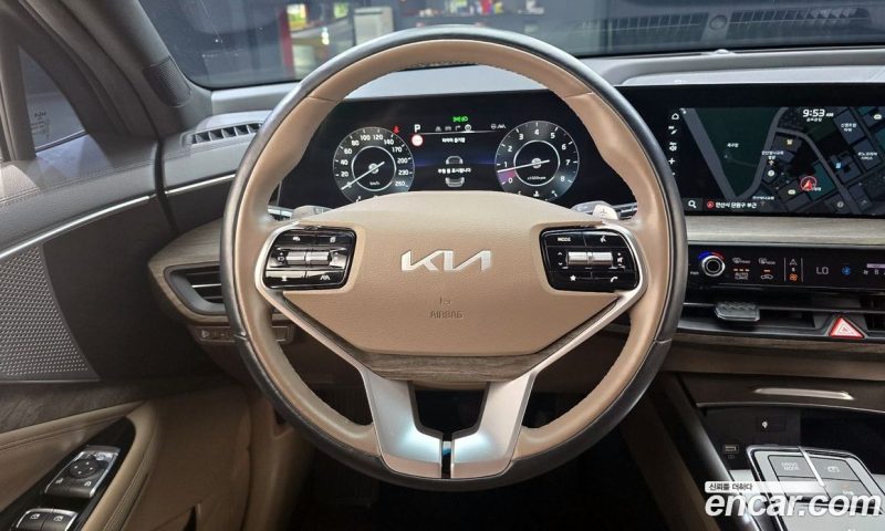 Kia K8 2.5 Gasoline 2WD