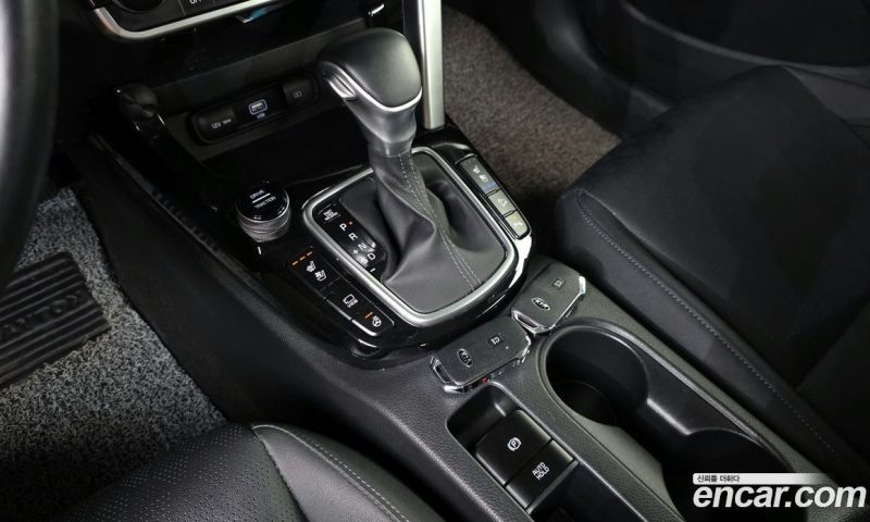 Kia Seltos Gasoline 1.6 Turbo 2WD