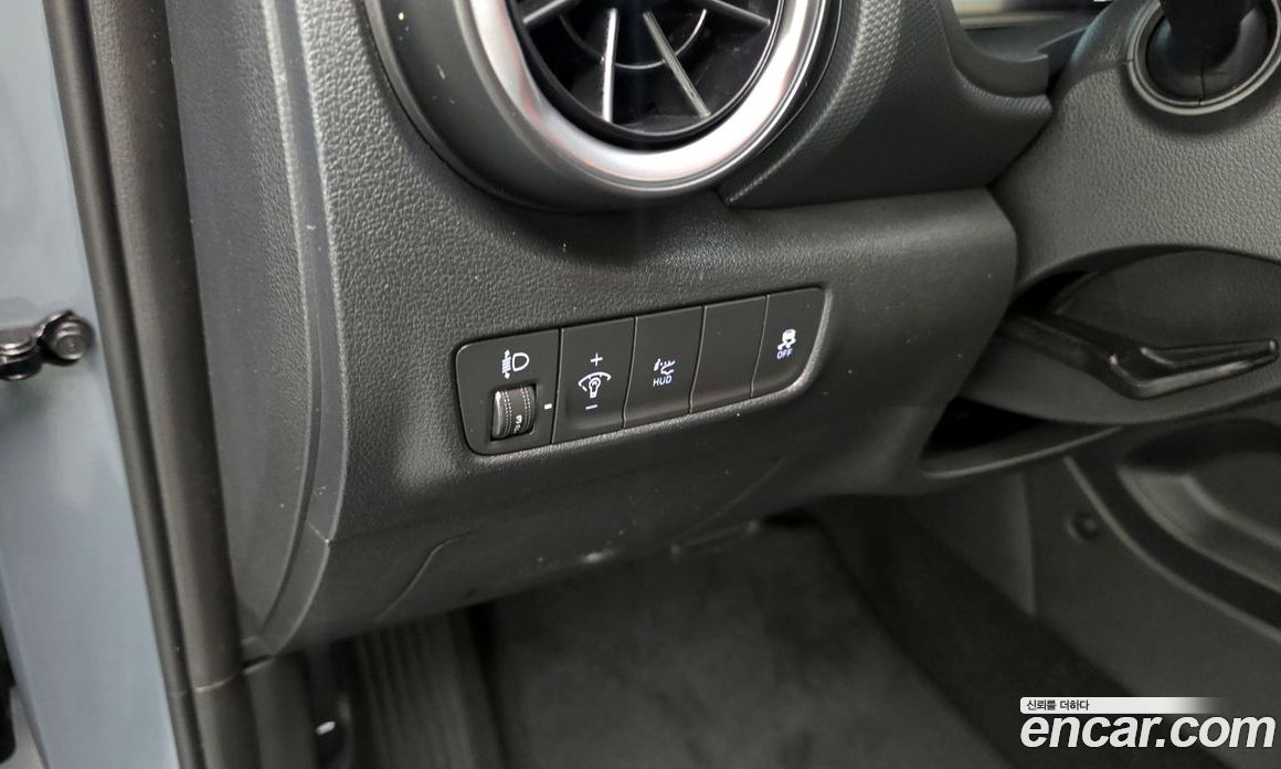 Hyundai Kona Gasoline 1.6 Turbo 2WD