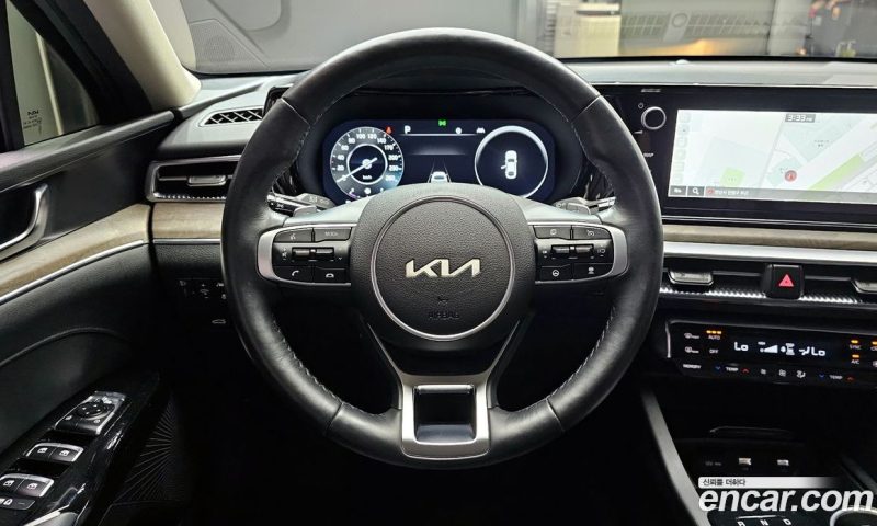 Kia K5 2.0