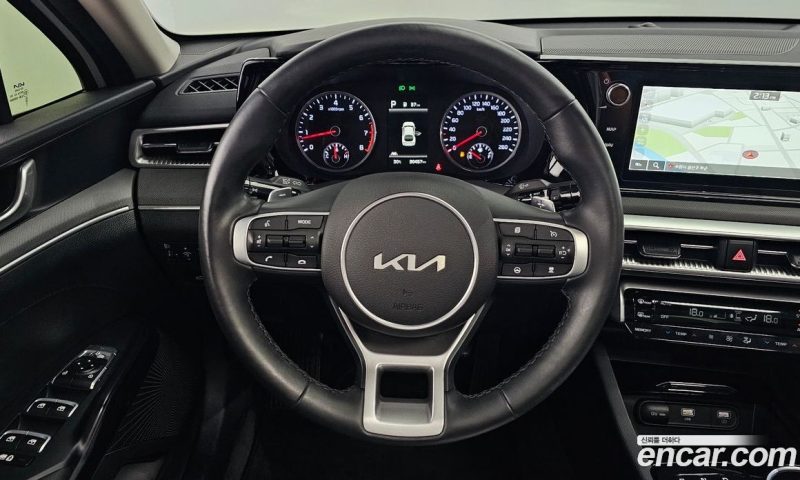 Kia K5 2.0