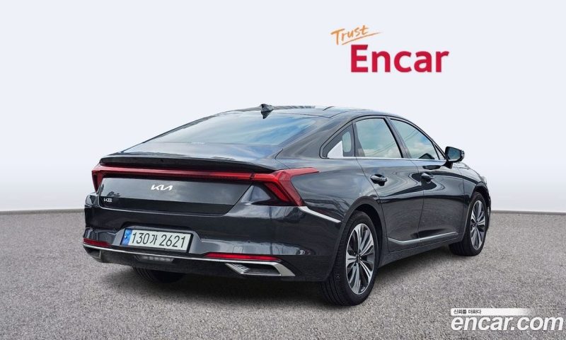 Kia K8 2.5 Gasoline 2WD